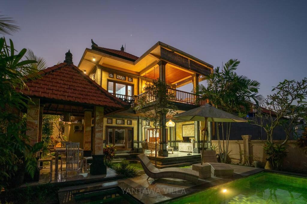 Beautiful 3 Bedroom Jungle View Ubud Exterior foto